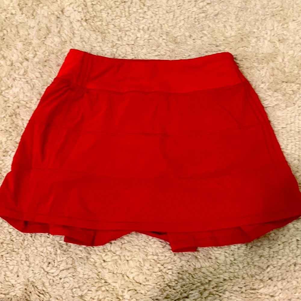 Lululemon skort. Size 4 tall. Cherry red